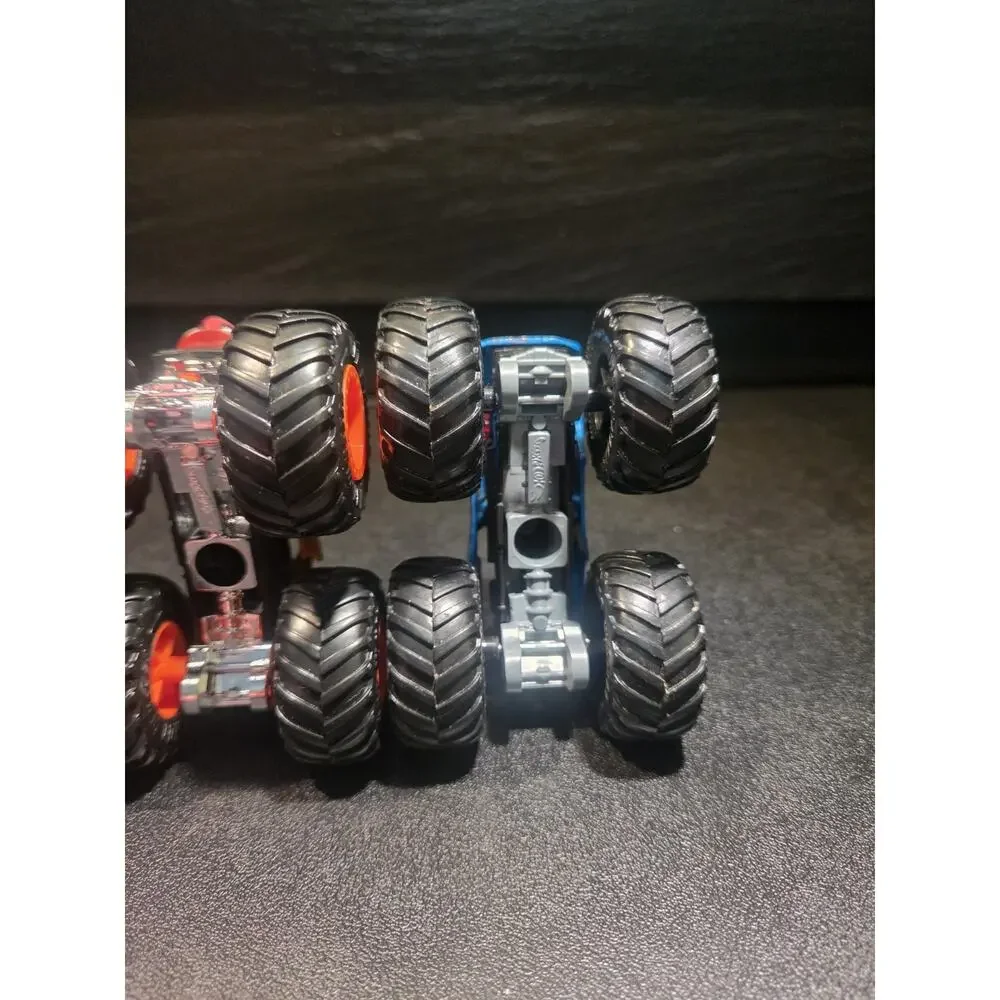 Lot Of 5 Monster Jam Monster Truck Hotwheels Die Cast 1:64 Scale Tiger, Bigfoot